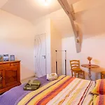 D'hotes A Avec Petit Dejeuner - Fr-1-622-119 فندق مبيت وإفطار 3*