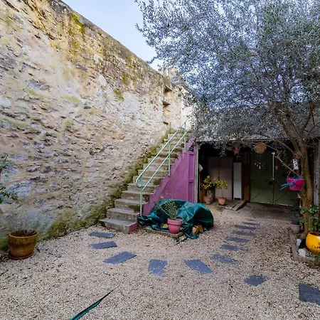 D'hôtes à Avec Petit Déjeuner - Fr-1-622-119 3*