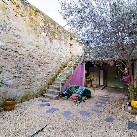 Bed & Breakfast D'hotes A Avec Petit Dejeuner - Fr-1-622-119 3*